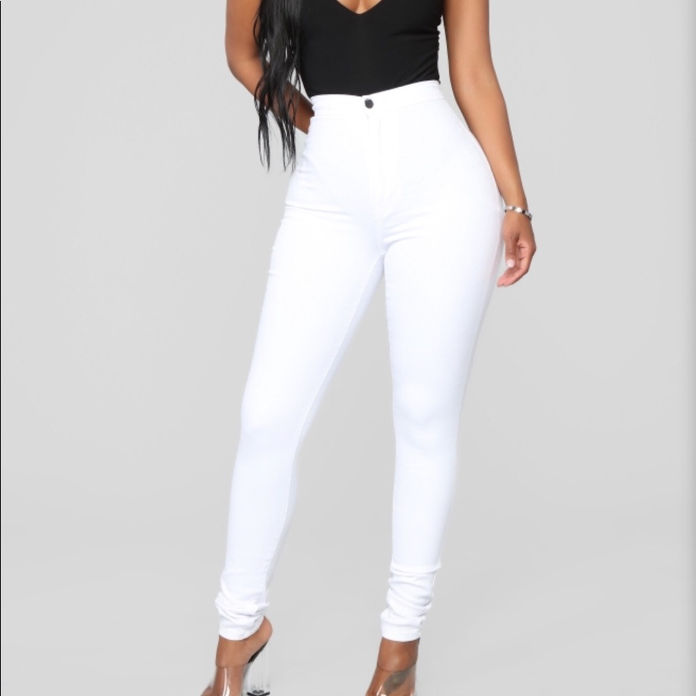 Fashion Nova Super Highwaist Jeans
